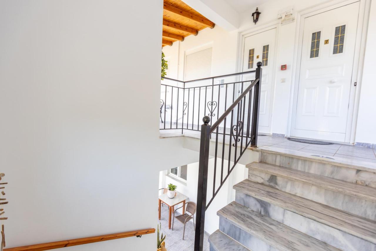Mavrovoúnion Αnastasia Apartments מראה חיצוני תמונה