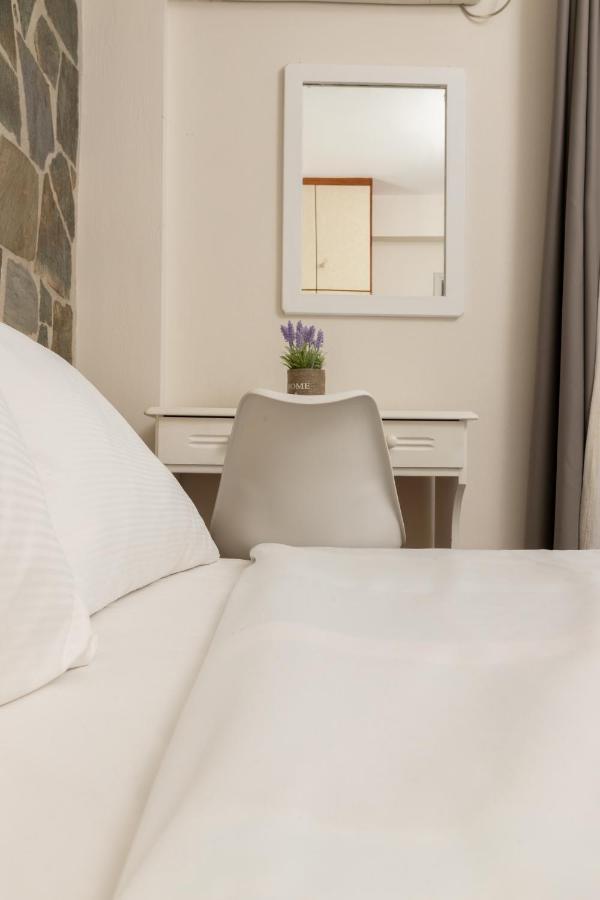 Mavrovoúnion Αnastasia Apartments מראה חיצוני תמונה