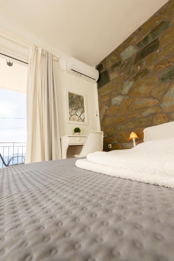 Mavrovoúnion Αnastasia Apartments מראה חיצוני תמונה