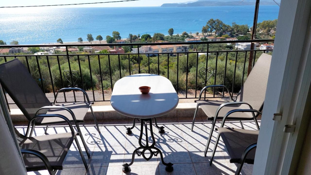 Mavrovoúnion Αnastasia Apartments מראה חיצוני תמונה